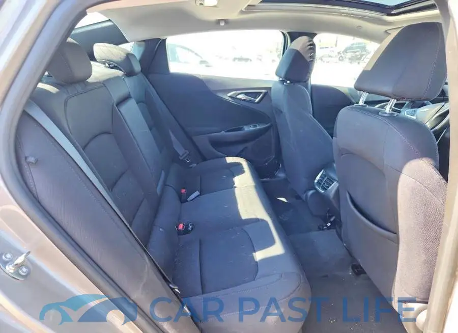 1G1ZD5ST2PF242756# 10