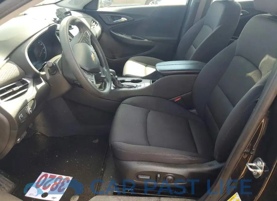 1G1ZD5ST8PF174950# 7