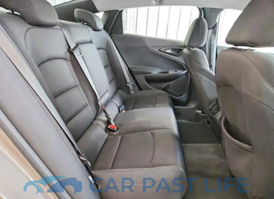 1G1ZD5ST9PF202898# 10