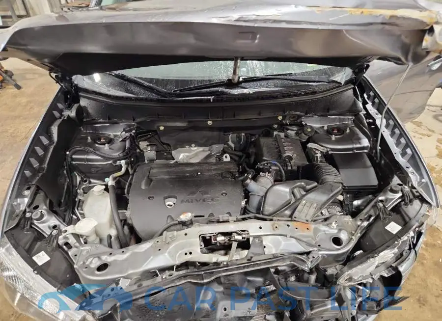 JA4AP3AU1KU035574# 12