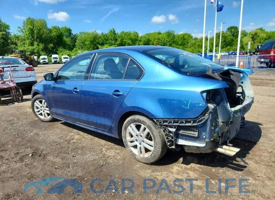 3VW2B7AJ7JM226115# 2
