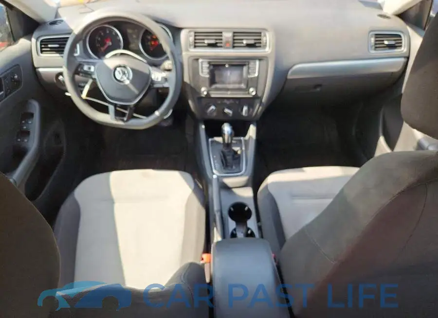 3VW2B7AJ7JM226115# 8