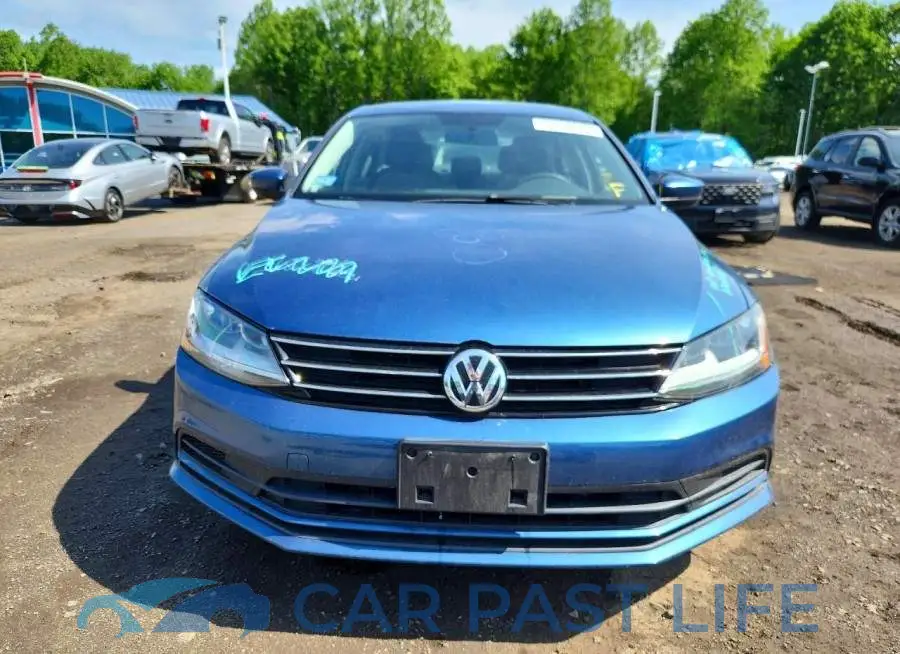 3VW2B7AJ7JM226115# 5