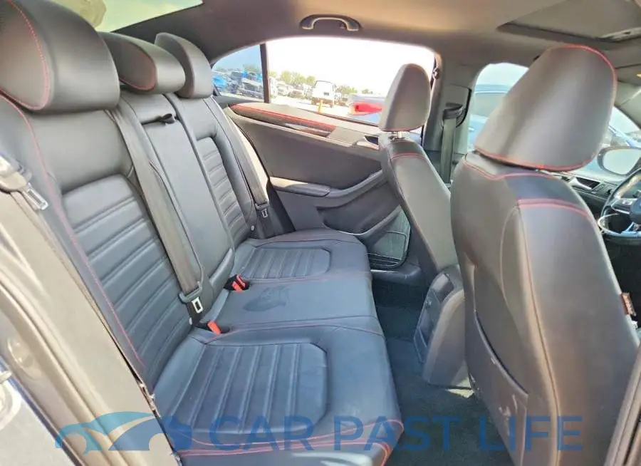 3VW4T7AJ5JM247387# 10