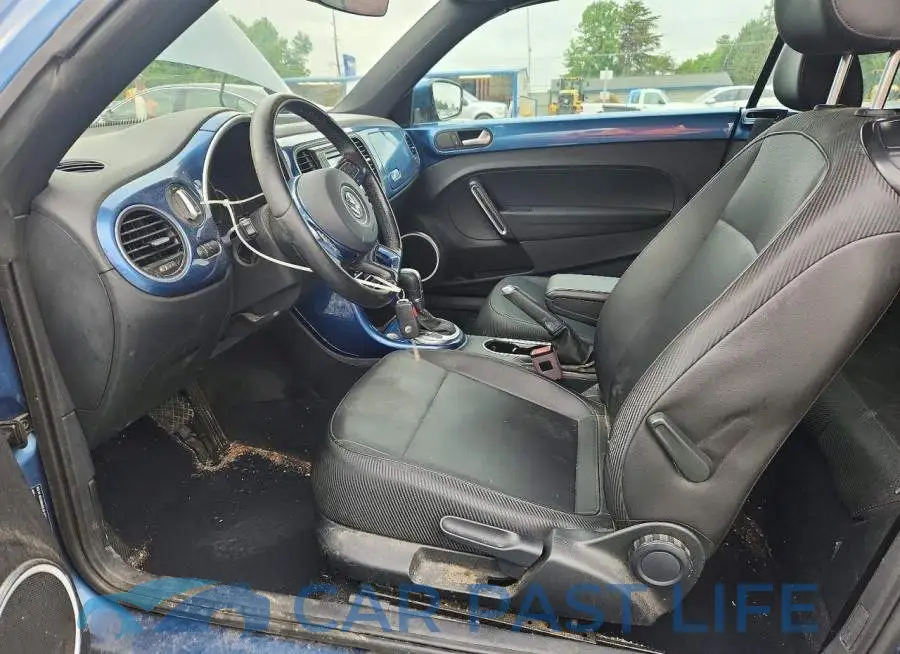 3VW5DAAT7KM509590# 7