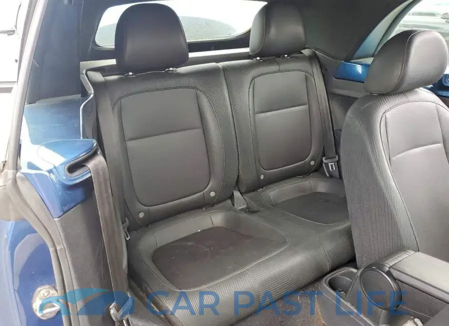 3VW5DAAT9JM514949# 10