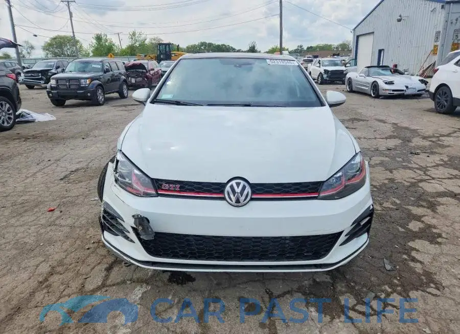 3VW5T7AU0LM007617# 5