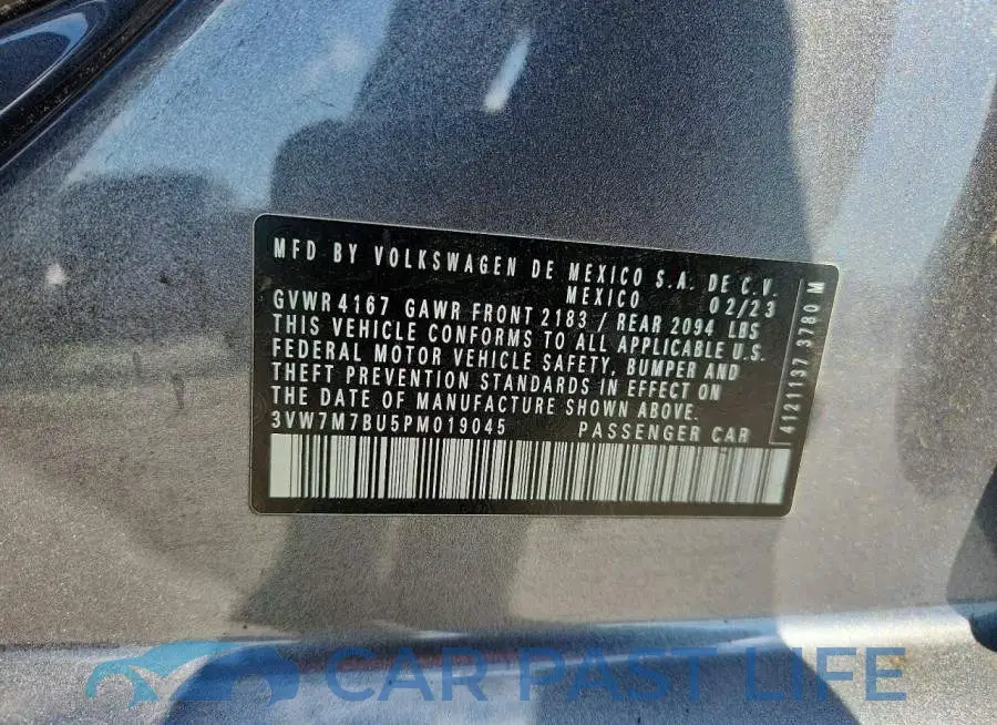 3VW7M7BU5PM019045# 12