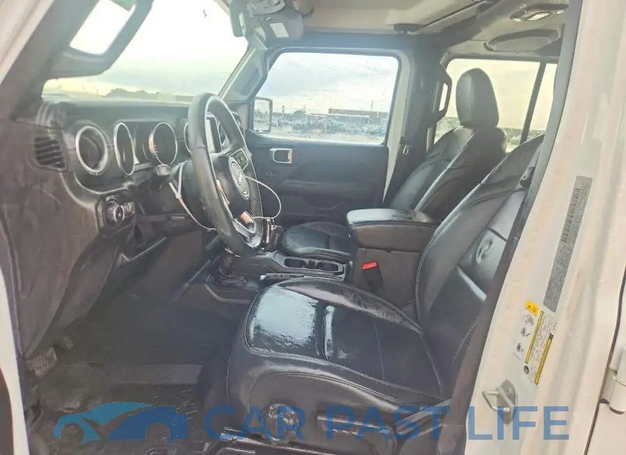 1C4HJXEG1JW135761# 7