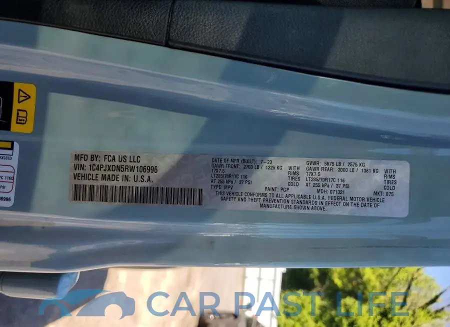 1C4PJXDN5RW106996# 13