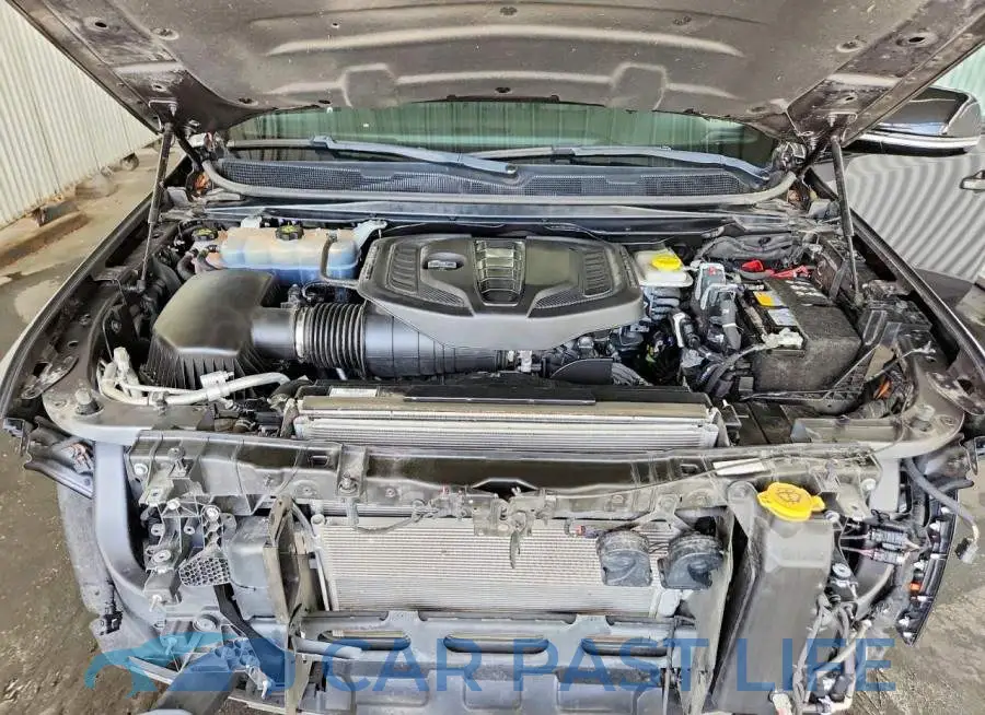 1C4SJSBP4RS131820# 12