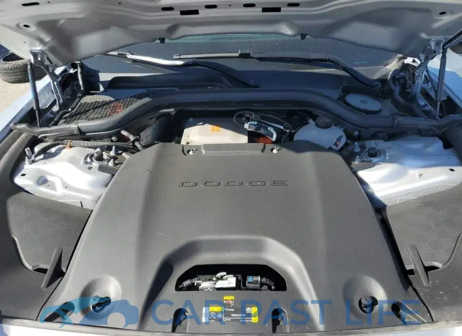 2C3CDBCK2SR565955# 11
