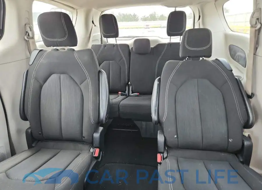 2C4RC1CGXNR223088# 10