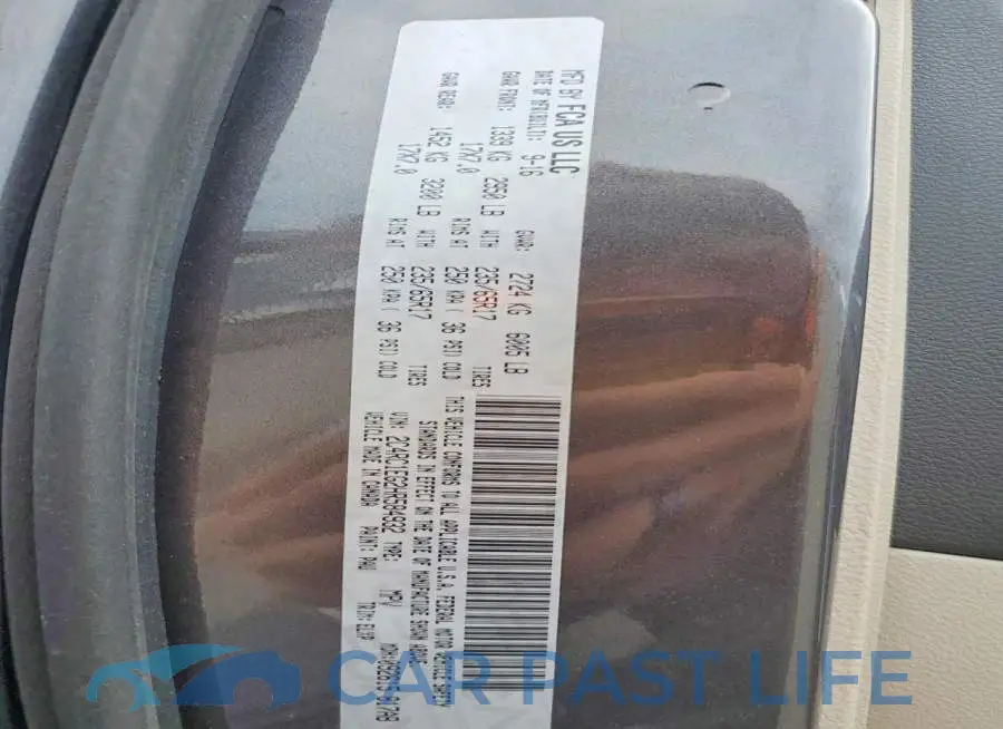 2C4RC1EG2HR584932# 14