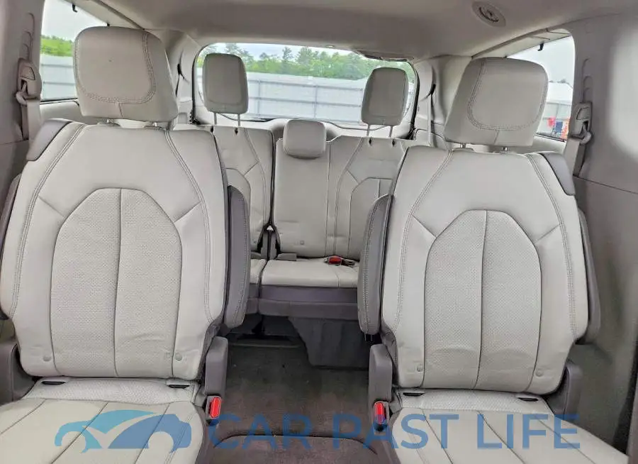 2C4RC1EGXHR565075# 10
