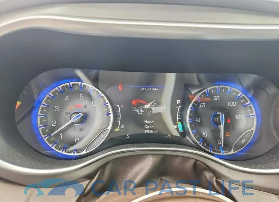 2C4RC1EGXHR565075# 9