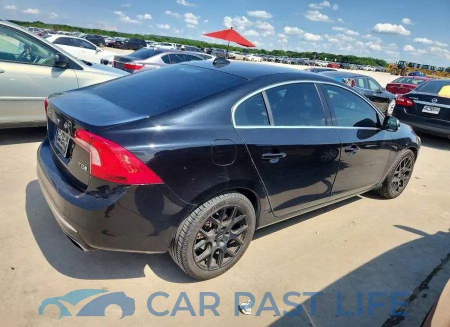 LYV402HM3HB126971# 3