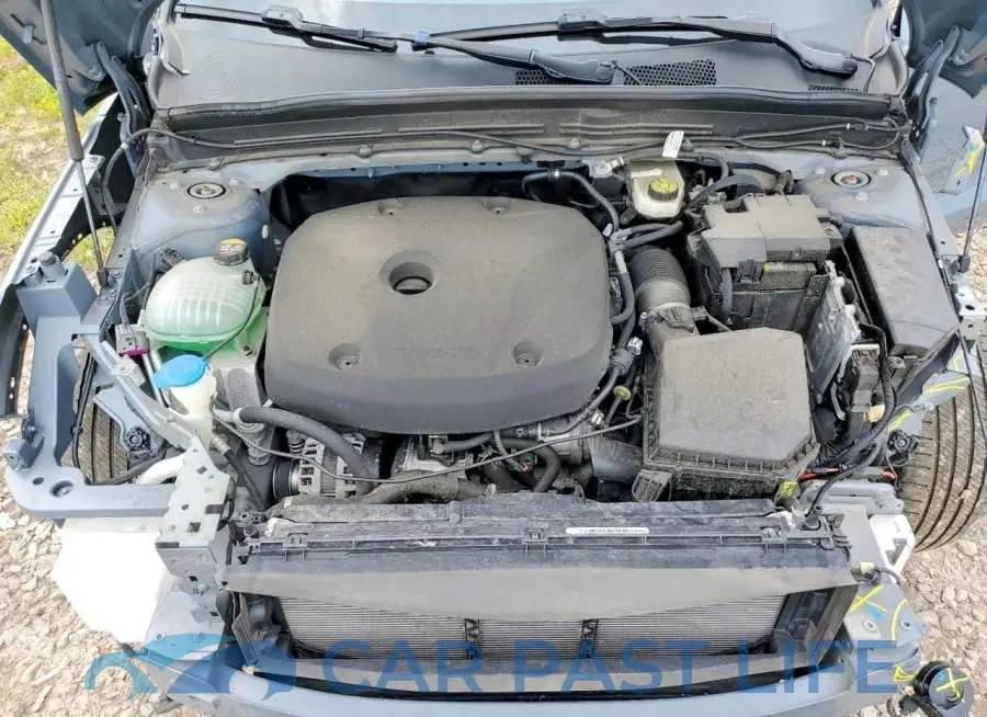 YV4162UM9N2725083# 12