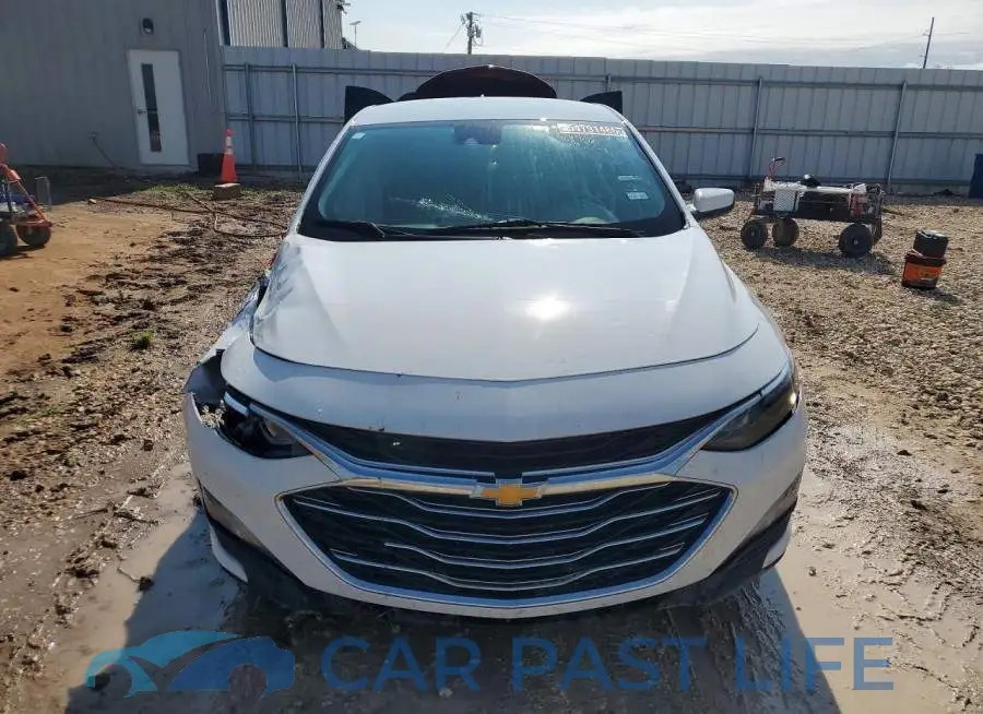 1G1ZD5ST8PF118569# 5