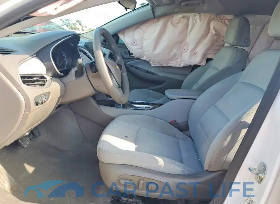 1G1ZD5ST8PF118569# 7