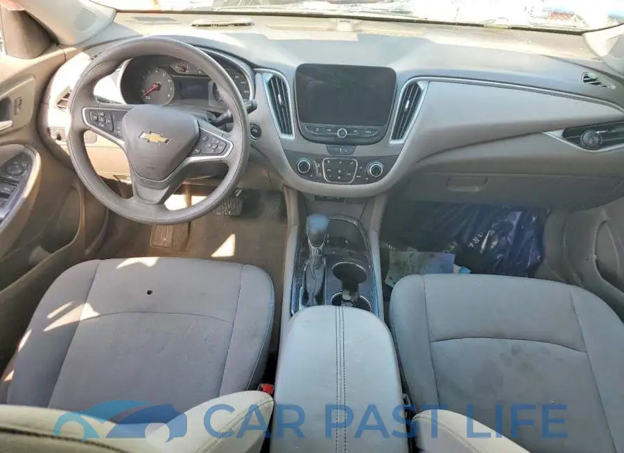 1G1ZD5ST8PF118569# 8