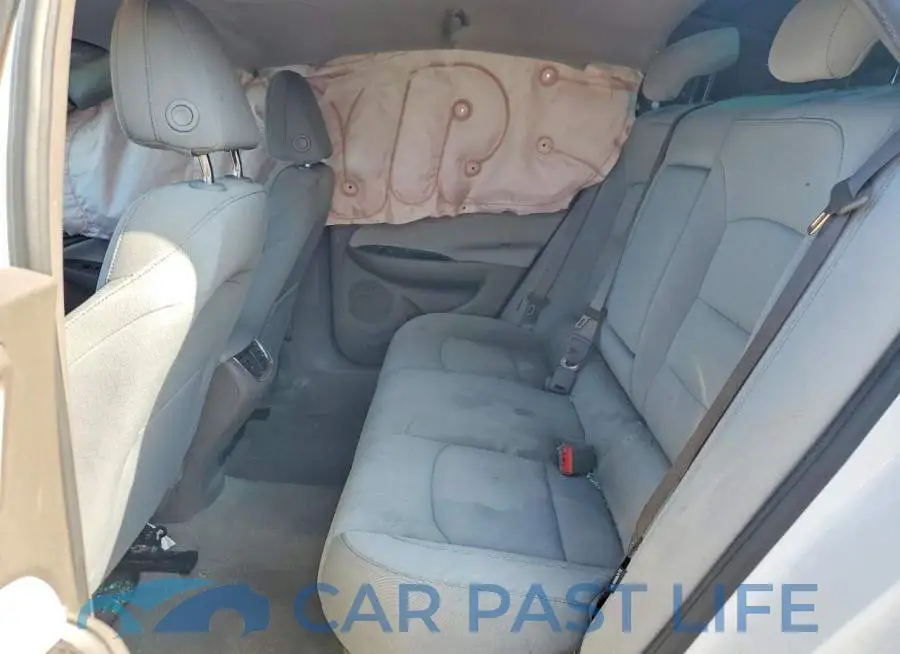 1G1ZD5ST8PF118569# 10