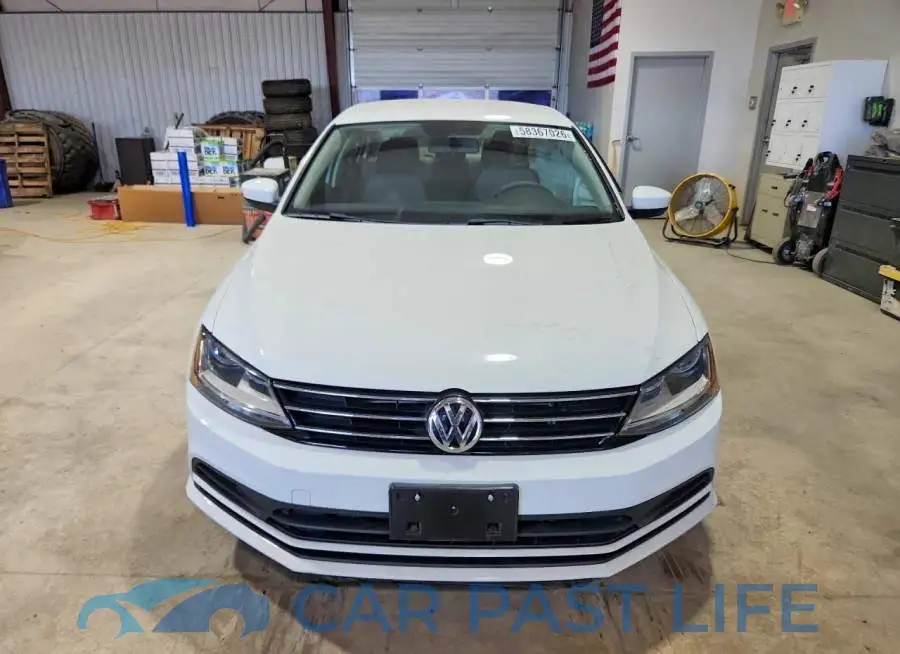 3VW2B7AJ4HM300858# 5