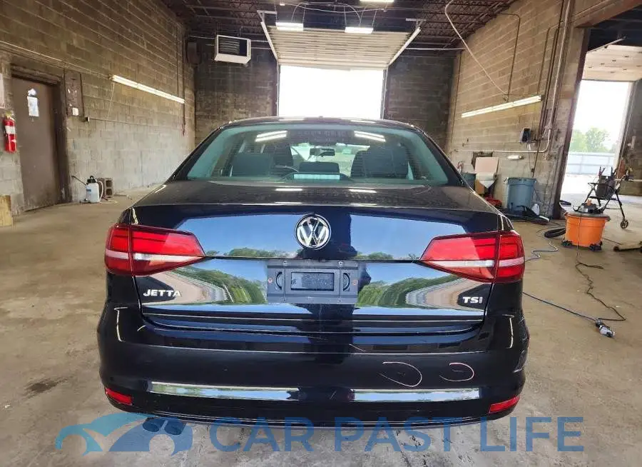 3VW2B7AJ4HM322116# 6