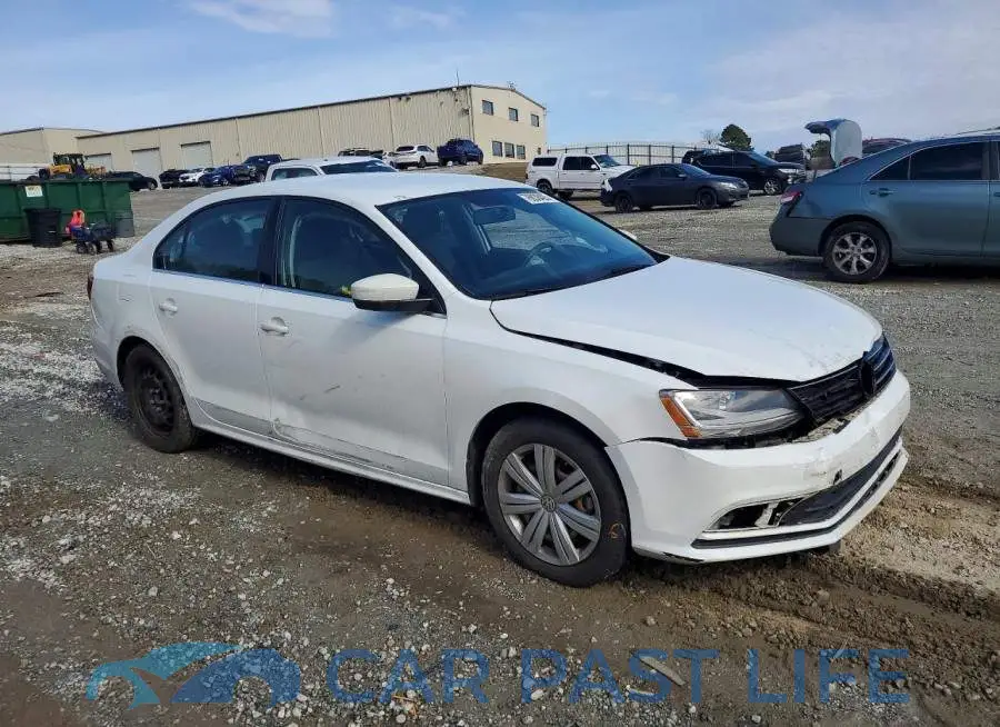 3VW2B7AJ9HM225641# 4