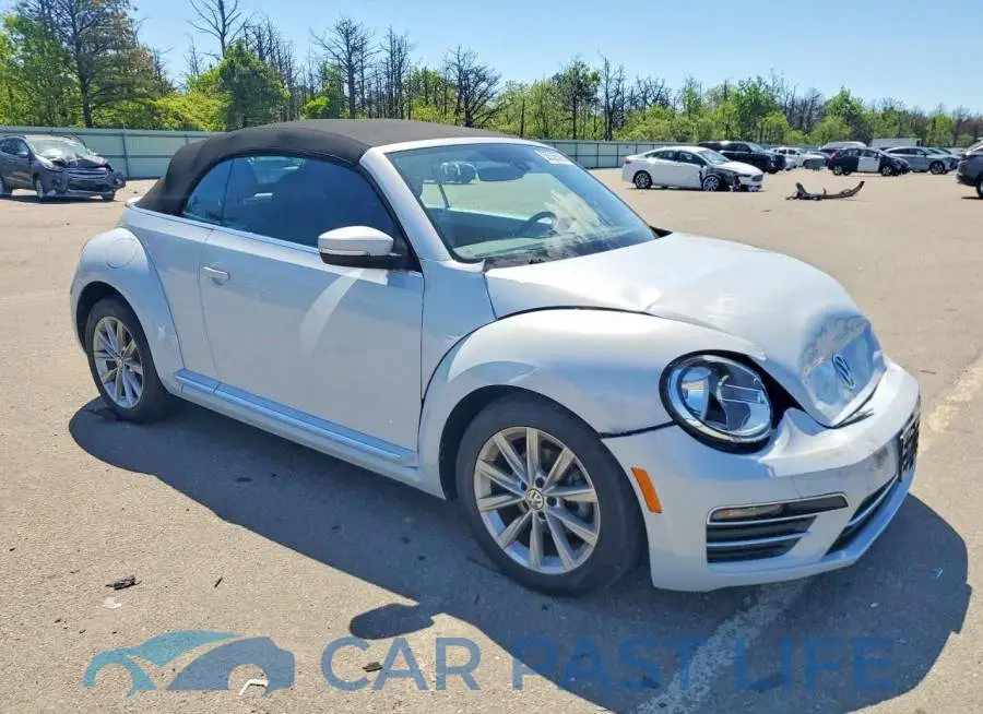 3VW5DAAT1KM503848# 4