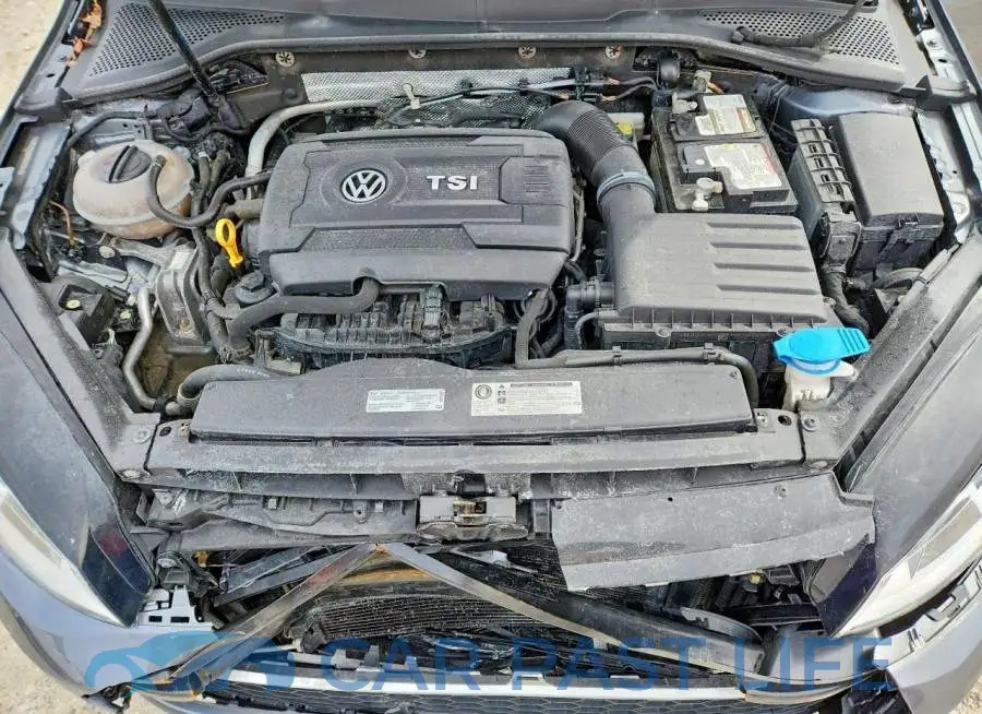 3VWH17AU8HM526439# 11