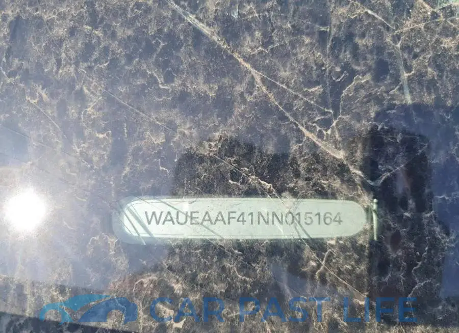 WAUEAAF41NN015164# 12