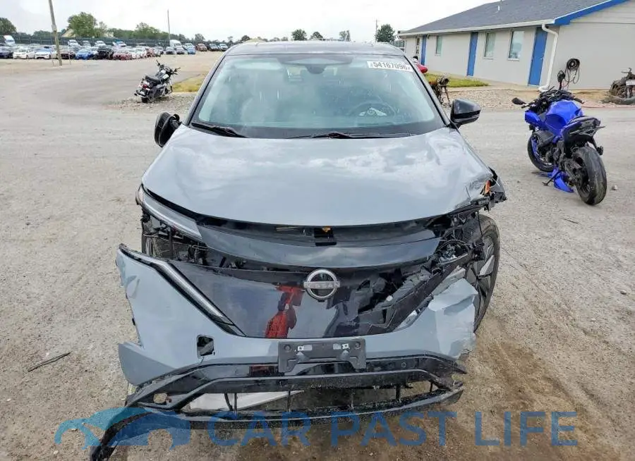JN1DF0CD2RM735828# 5