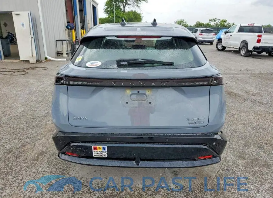 JN1DF0CD2RM735828# 6