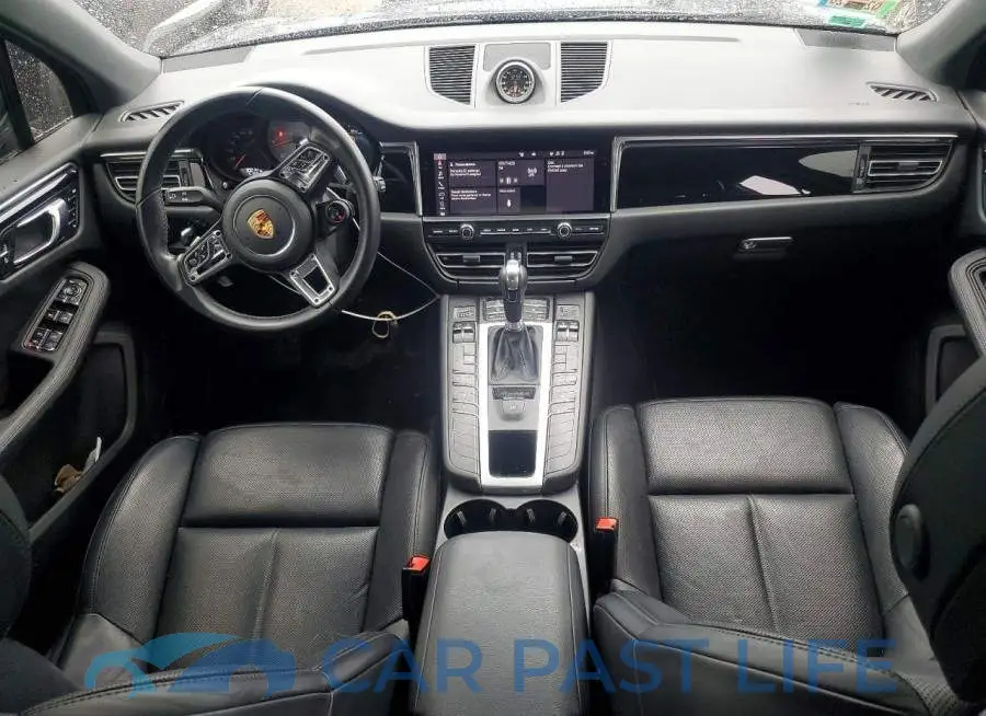 WP1AB2A53MLB35786# 8