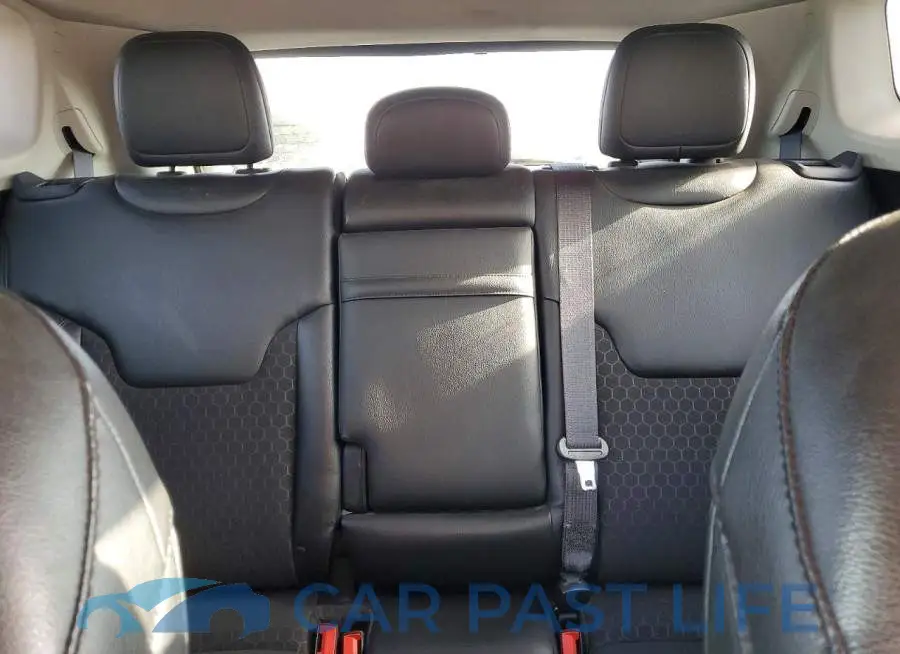 3C4NJCBB9JT409539# 10