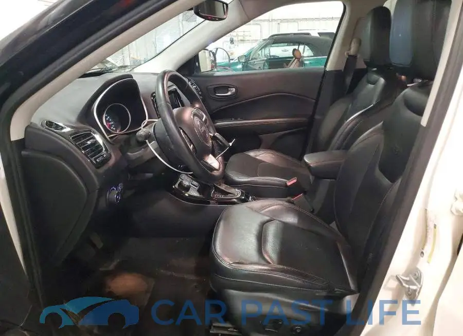3C4NJDCB2JT192114# 7