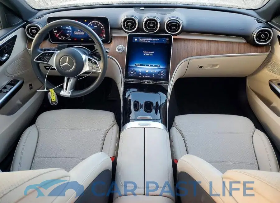 W1KAF4GB7SR240751# 8