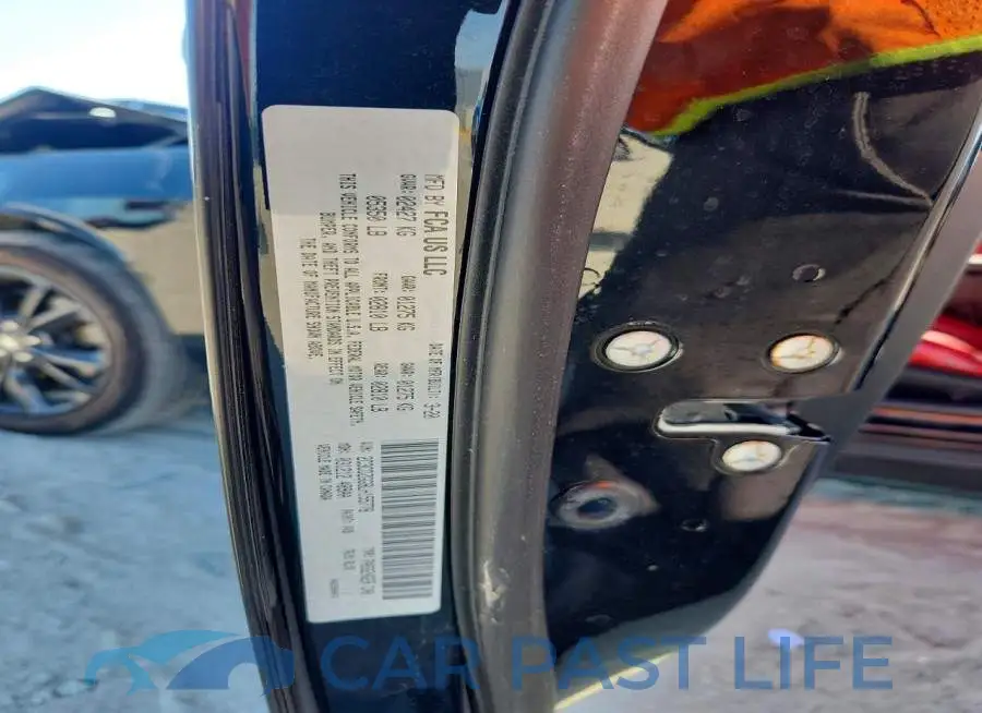 2C3CDZGG8LH155778# 13