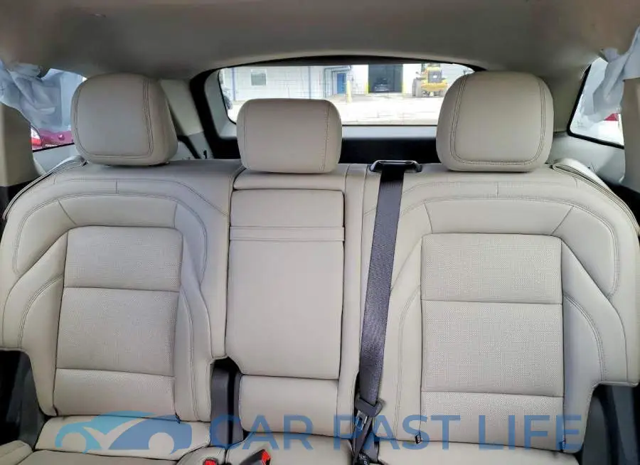 5LMPJ8J48SJ920928# 10