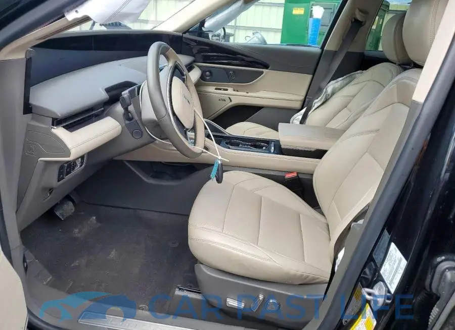 5LMPJ8J48SJ920928# 7