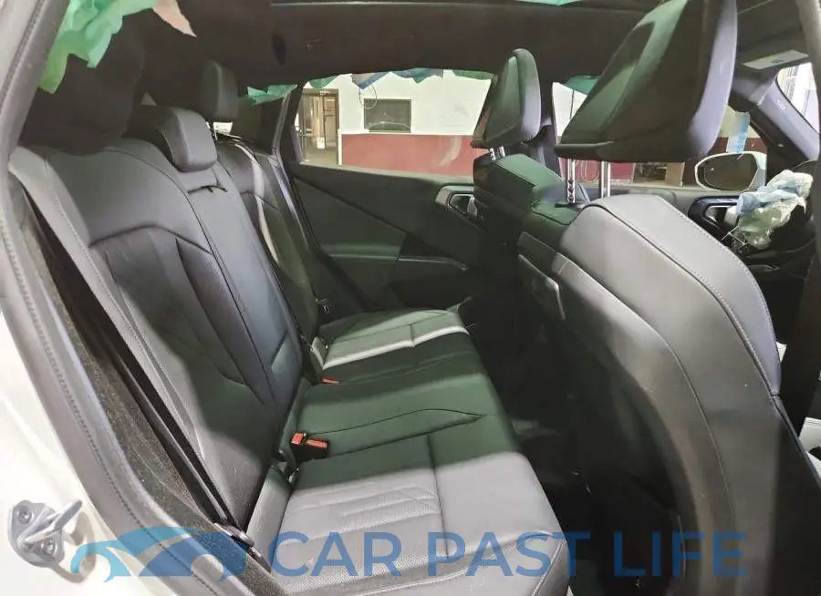 5UX53GP00T9224556# 11