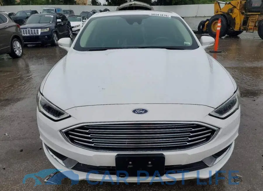 3FA6P0LUXJR172046# 5