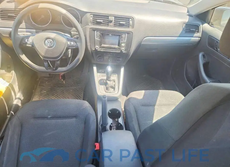 3VW2B7AJ4HM209623# 8