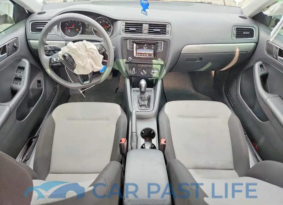 3VW2B7AJ9HM414693# 8