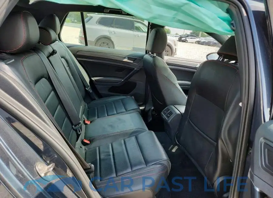 3VW5T7AU8LM008904# 10