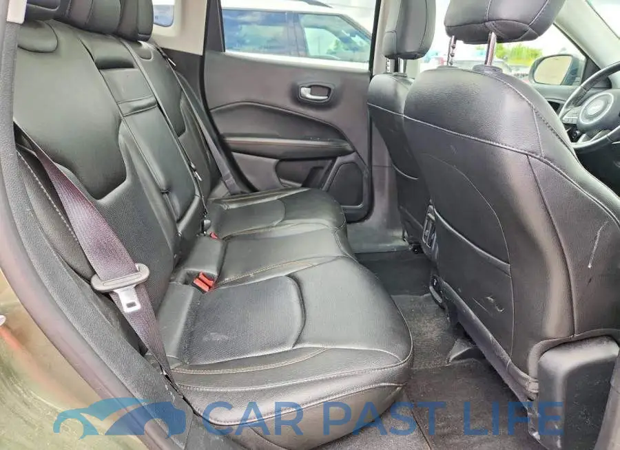 3C4NJDCB4JT396901# 11