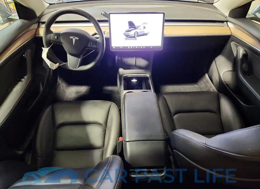 5YJ3E1EAXPF650908# 8