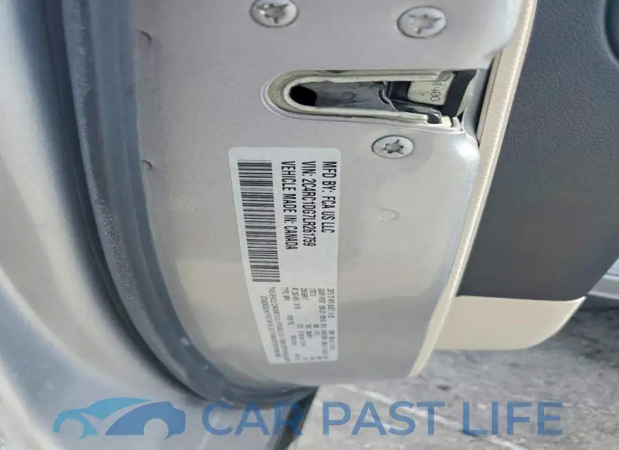 2C4RC1DG7LR261759# 13
