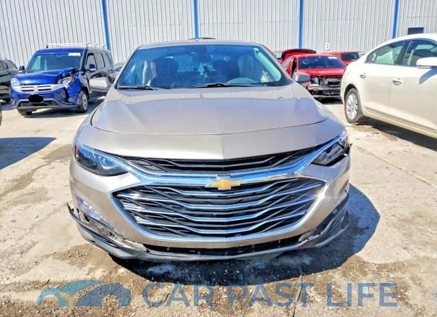 1G1ZD5ST9PF156408# 5